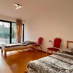 Apartment & Unterkunft Ghars